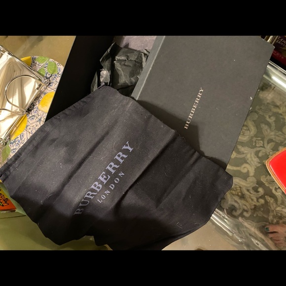 Vintage red Burberry heeled slides - Picture 7 of 7